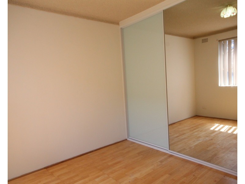 2/114 Rossmore Avenue, Punchbowl NSW 2196