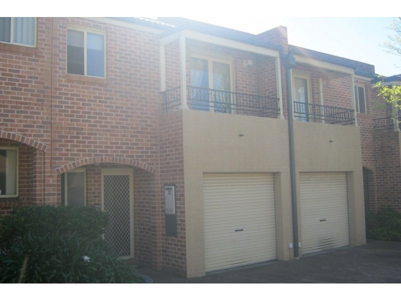 Unit 4/7 Bringelly Road, Kingswood NSW 2747