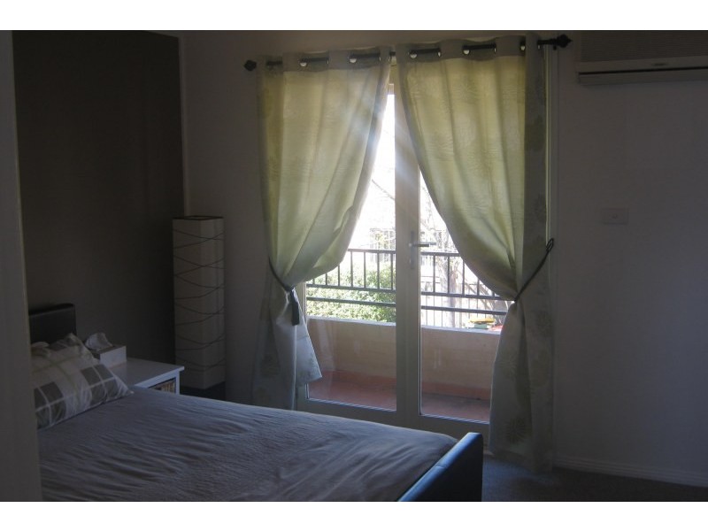 Unit 4/7 Bringelly Road, Kingswood NSW 2747