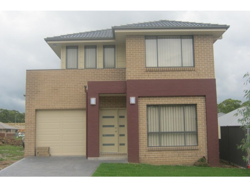 32 Sandstock Crescent, Penrith NSW 2750