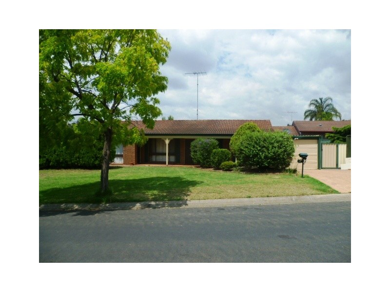 8 Calgaroo Crescent, Kingswood NSW 2747