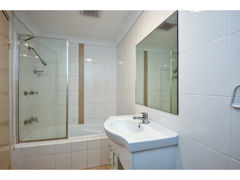 Unit 13/14-20 Parkes Avenue, Werrington NSW 2747