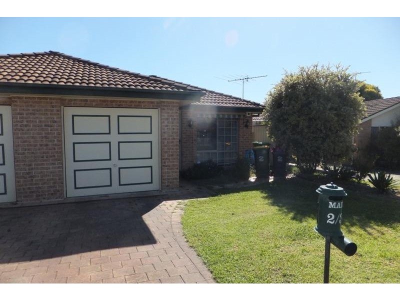 Unit 2/3 Tharkinna Close, Cranebrook NSW 2749