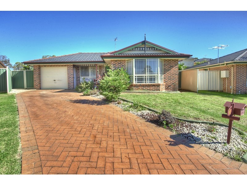 9 Andrew Thompson Place, Colyton NSW 2760