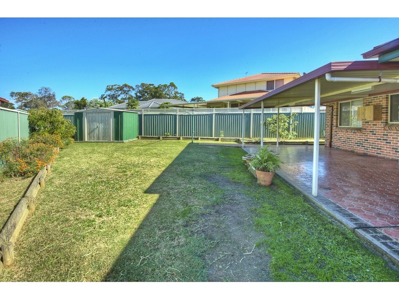 9 Andrew Thompson Place, Colyton NSW 2760
