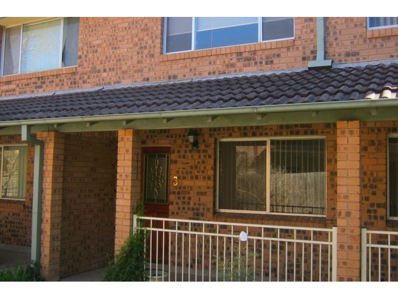 Unit 3/92 Copeland Street, Penrith NSW 2750