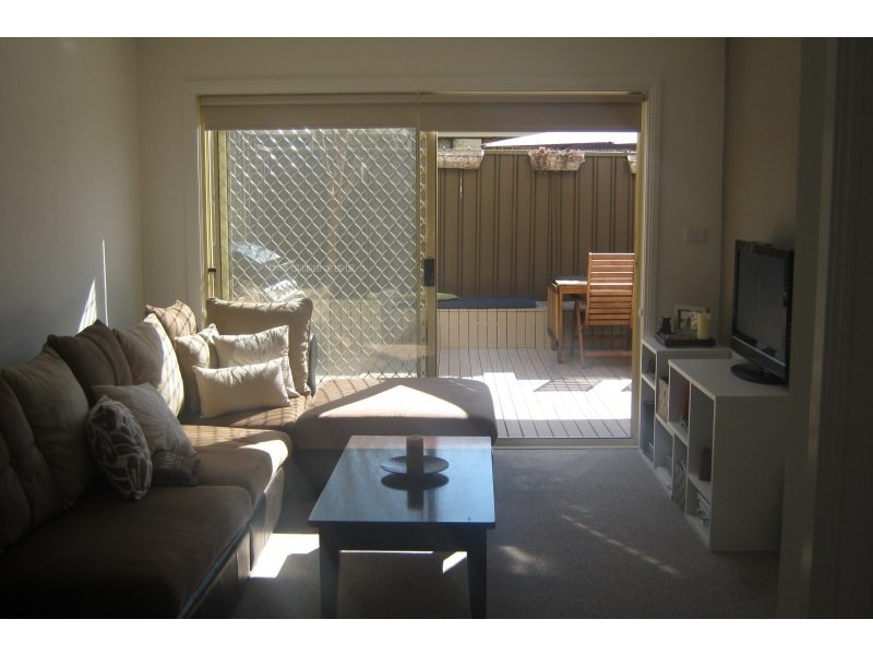 Unit 4/7 Bringelly Road, Kingswood NSW 2747