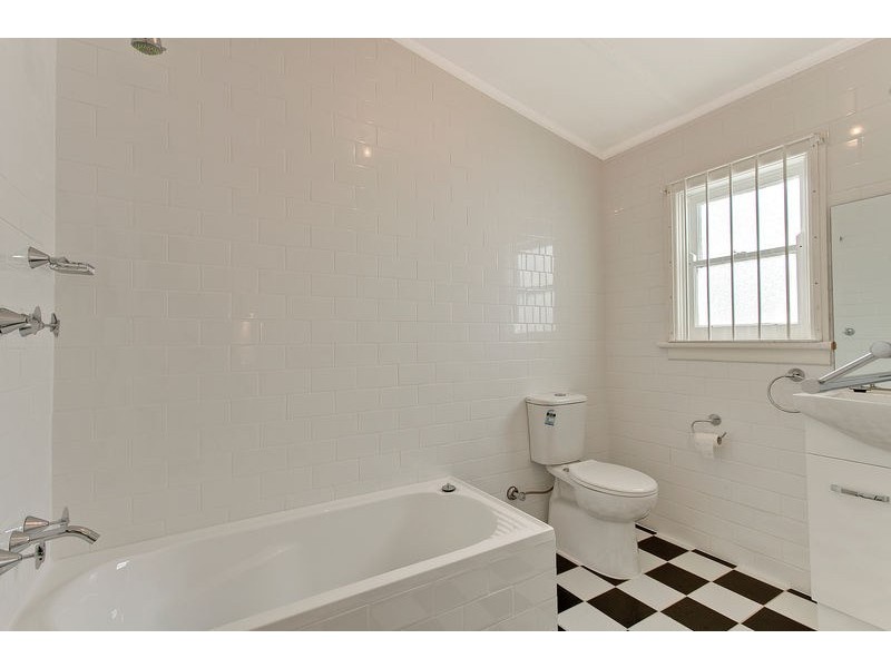 13 Castlereagh Street, Penrith NSW 2750