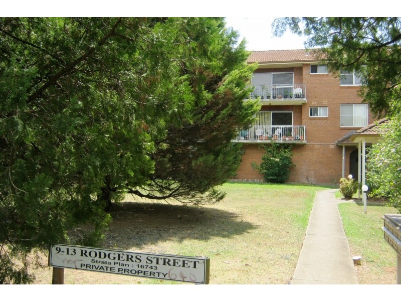Unit 8/9-13 Rodgers Street, Kingswood NSW 2747