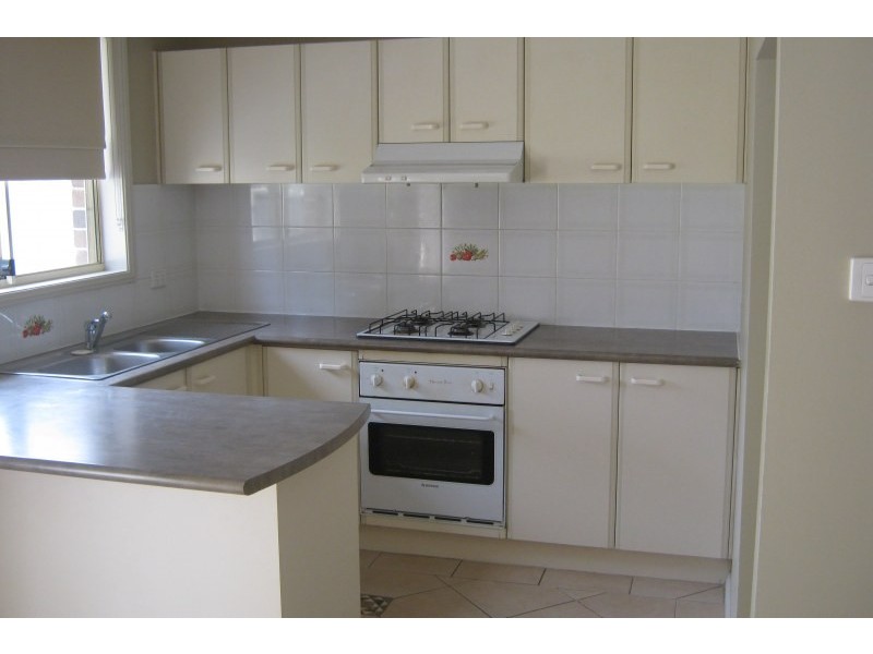 Unit 5/2 Dutton Place, Glenmore Park NSW 2745