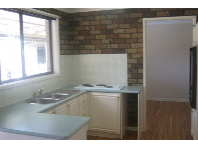 2 Enfield Street, Jamisontown NSW 2750