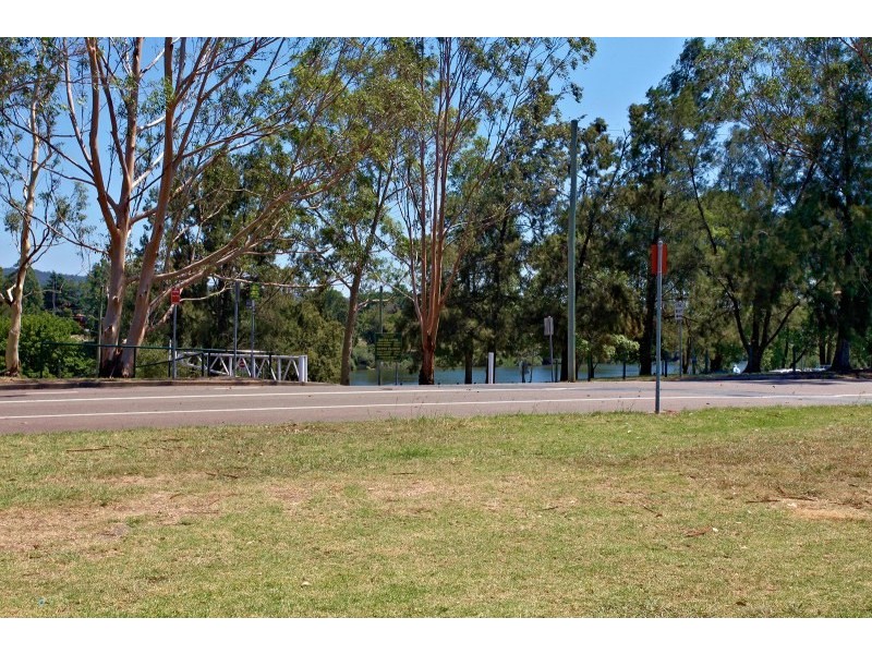 92 Tench Avenue, Jamisontown NSW 2750