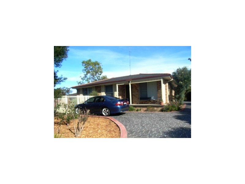 12 Cobb Avenue, Jamisontown NSW 2750