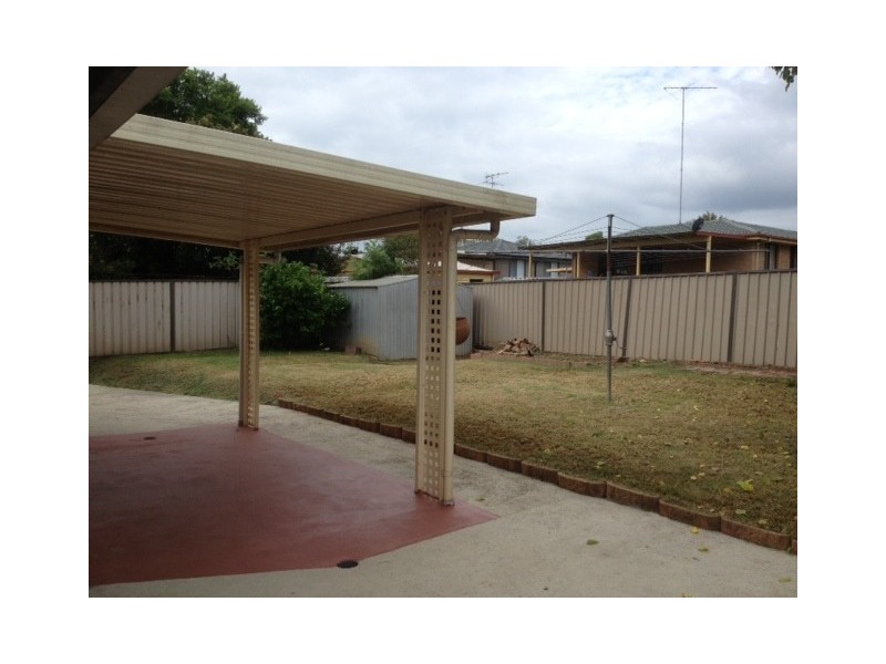 11 Cleeve Place, Cambridge Gardens NSW 2747