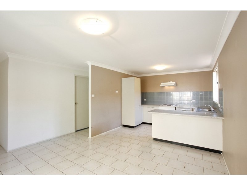 24 Kenneth Slessor Drive, Glenmore Park NSW 2745
