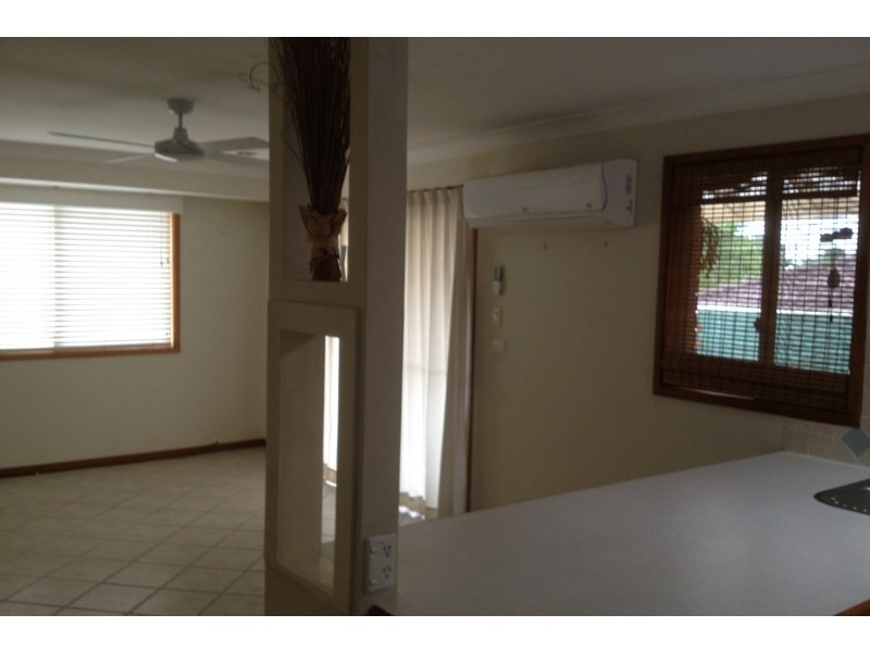 9 Casuarina Circuit, Orchard Hills NSW 2748