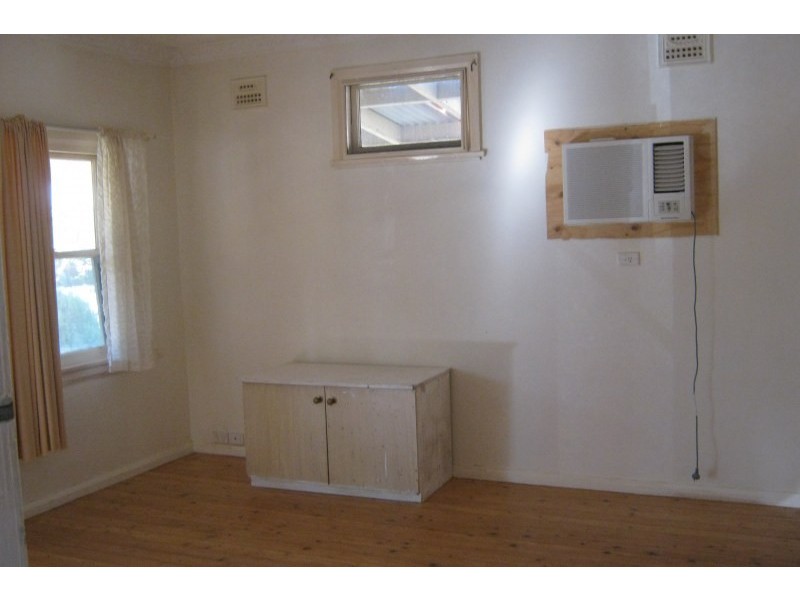 136 Stafford Street, Penrith NSW 2750