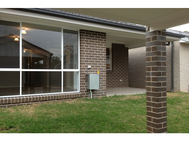 141 Glenmore Ridge, Glenmore Park NSW 2745