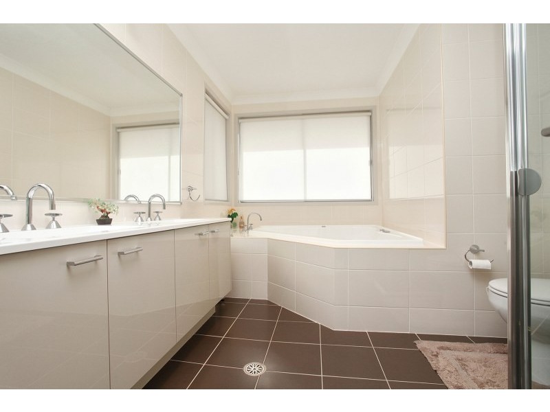 3 Kittiwake Place, Cranebrook NSW 2749