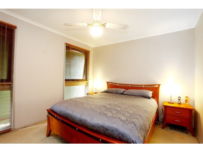 4 Scenic Circuit, Cranebrook NSW 2749