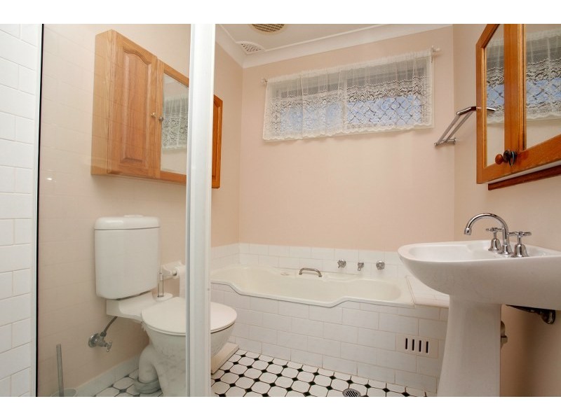 16 Edna Street, Kingswood NSW 2747