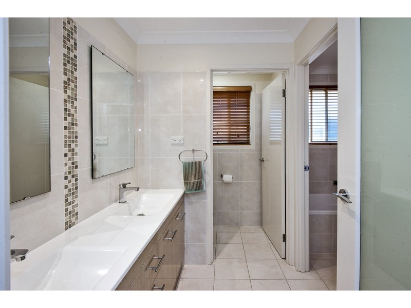 5 Litoria Place, Glenmore Park NSW 2745