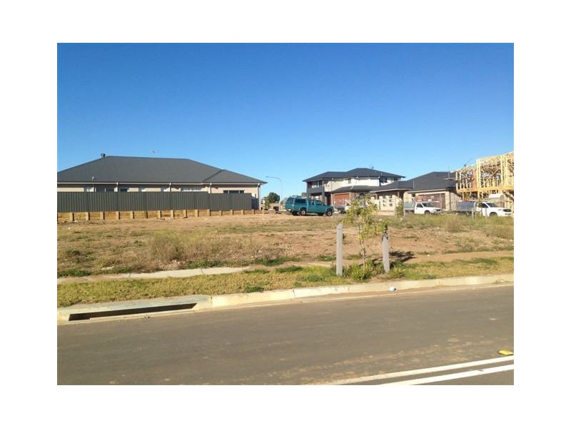 Glenmore Park NSW 2745