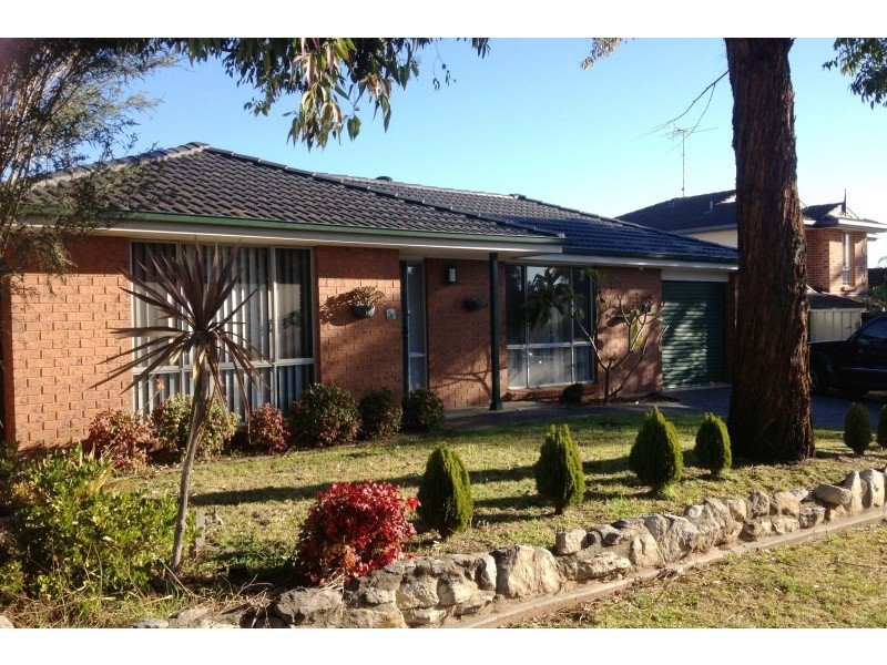 102 The Lakes Drive, Glenmore Park NSW 2745