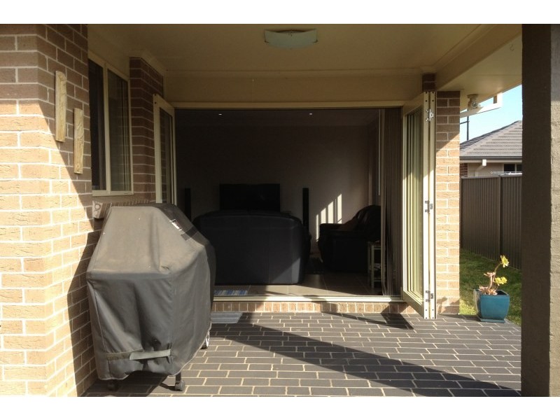 3 Semaphore Street, Ropes Crossing NSW 2760