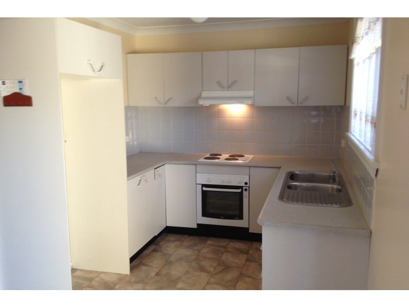 Unit 2/14 First Street, Kingswood NSW 2747