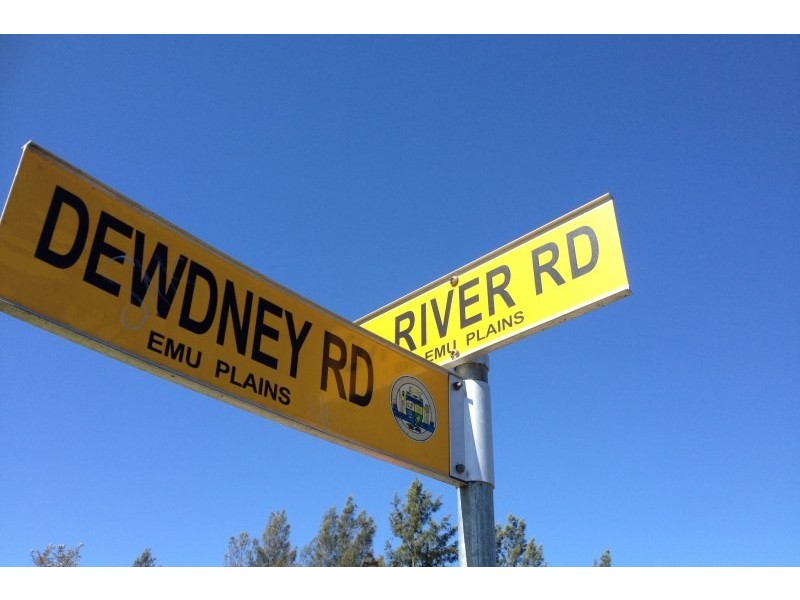 65 River Road, Emu Plains NSW 2750