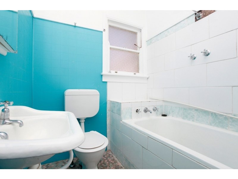 96 College Street, Cambridge Park NSW 2747