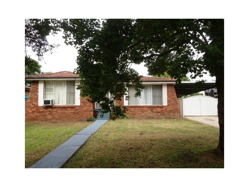 11 Cleeve Place, Cambridge Gardens NSW 2747