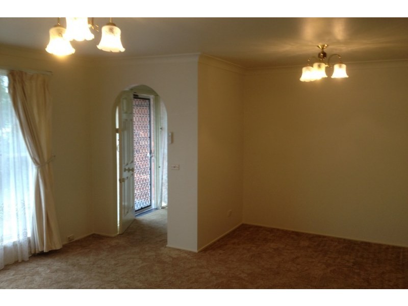 11 Cleeve Place, Cambridge Gardens NSW 2747