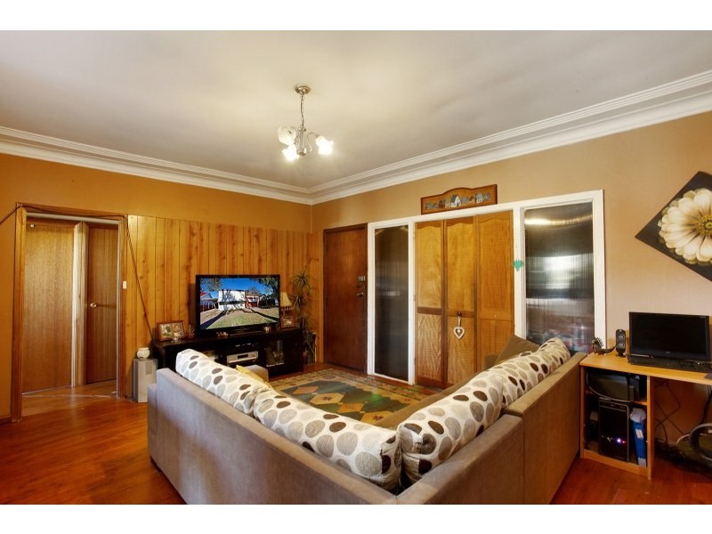 94 College Street, Cambridge Park NSW 2747