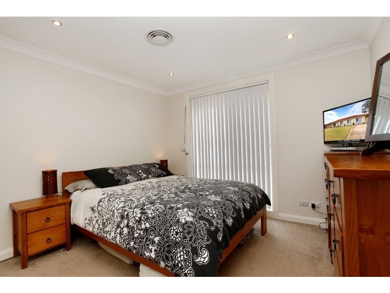 5 Primrose Circuit, Claremont Meadows NSW 2747