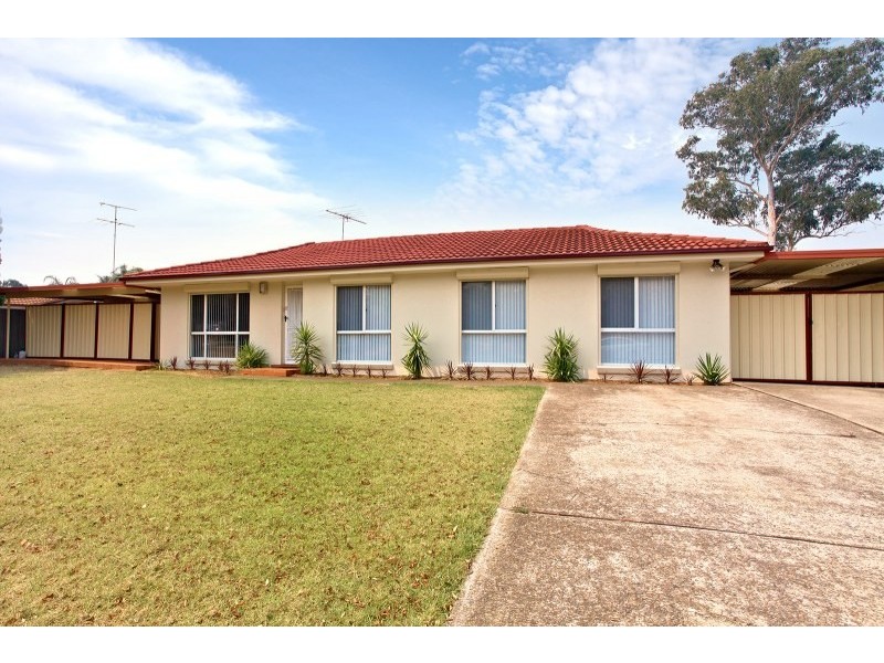 5 Primrose Circuit, Claremont Meadows NSW 2747