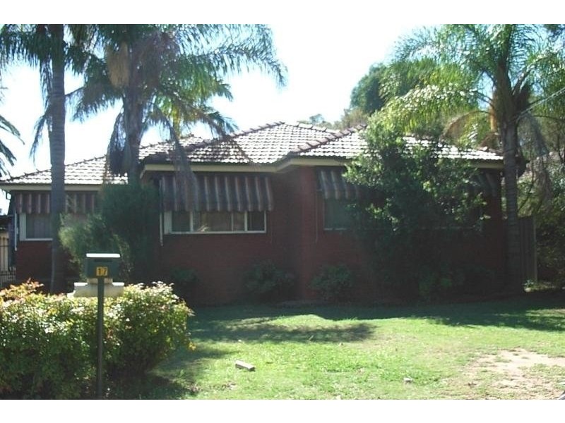 17 Stafford Street, Kingswood NSW 2747