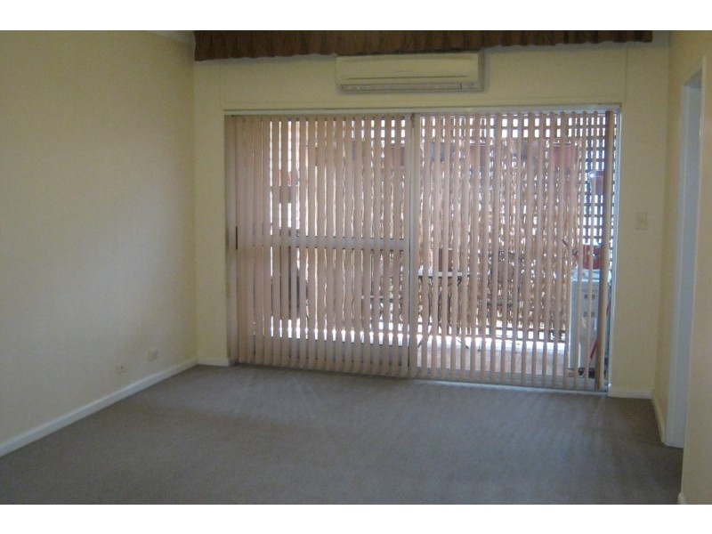 8/9-13 Rodgers Street, Kingswood NSW 2747