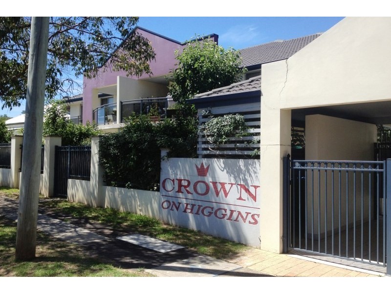 2/18 Higgins Street, Penrith NSW 2750