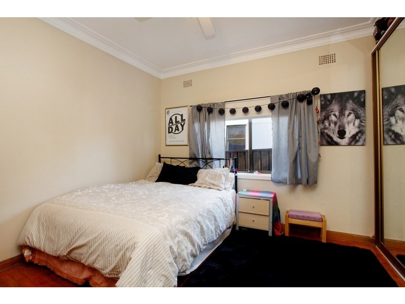 94 College Street, Cambridge Park NSW 2747