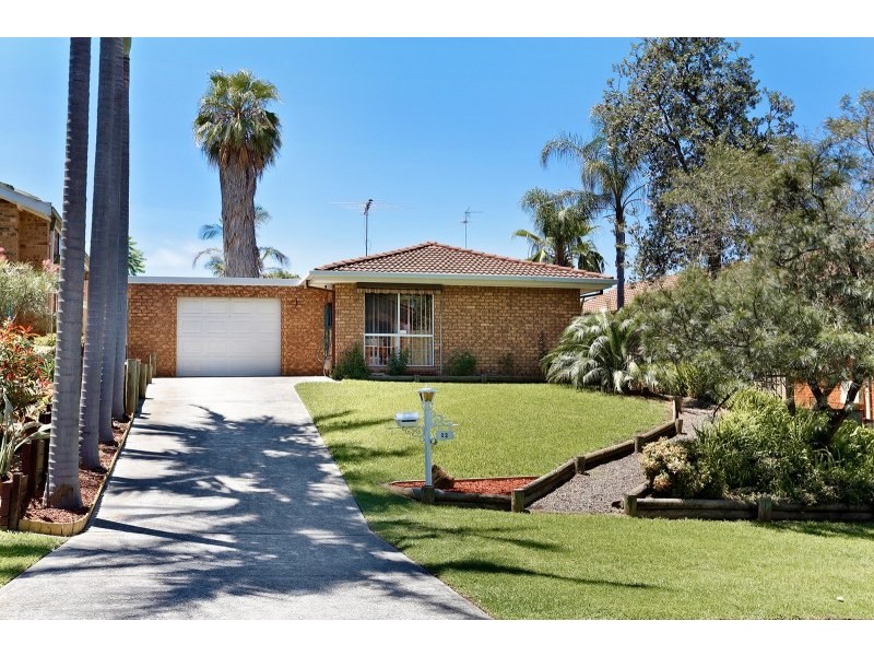 22 Waterfall Crescent, Cranebrook NSW 2749