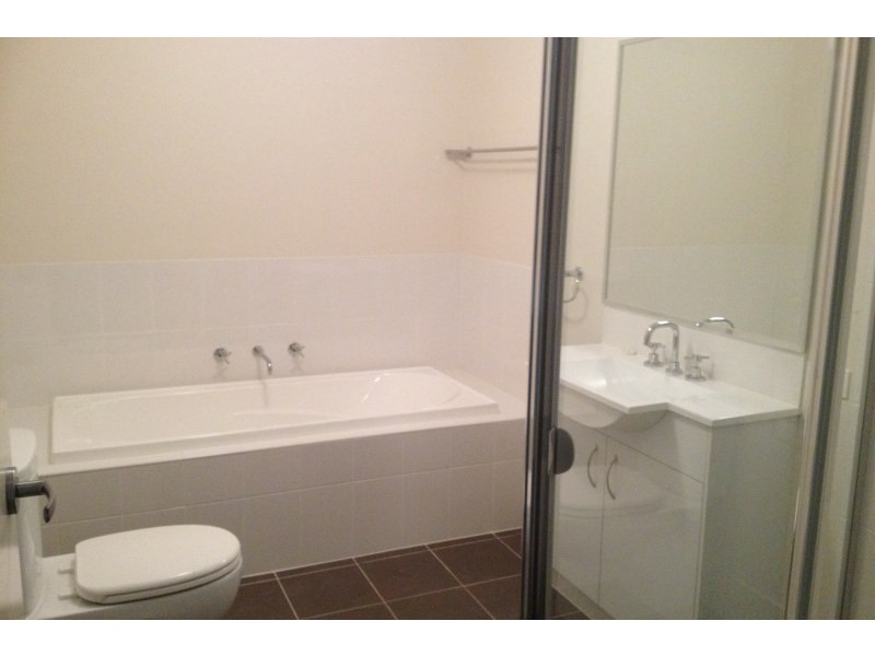 18/2 Fitzgerald Road, Ermington NSW 2115