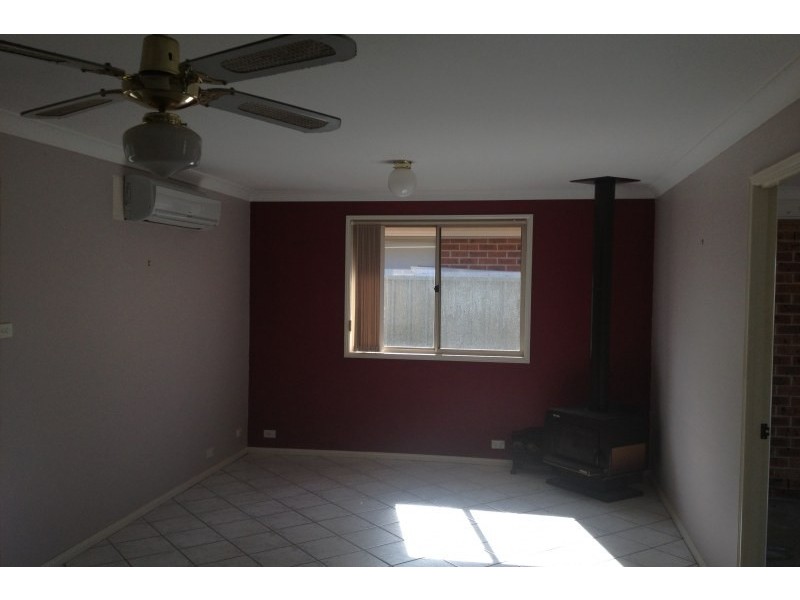 11 Coco Drive, Glenmore Park NSW 2745