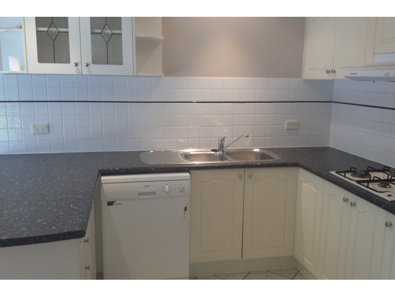 11 Coco Drive, Glenmore Park NSW 2745