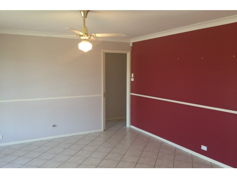 11 Coco Drive, Glenmore Park NSW 2745