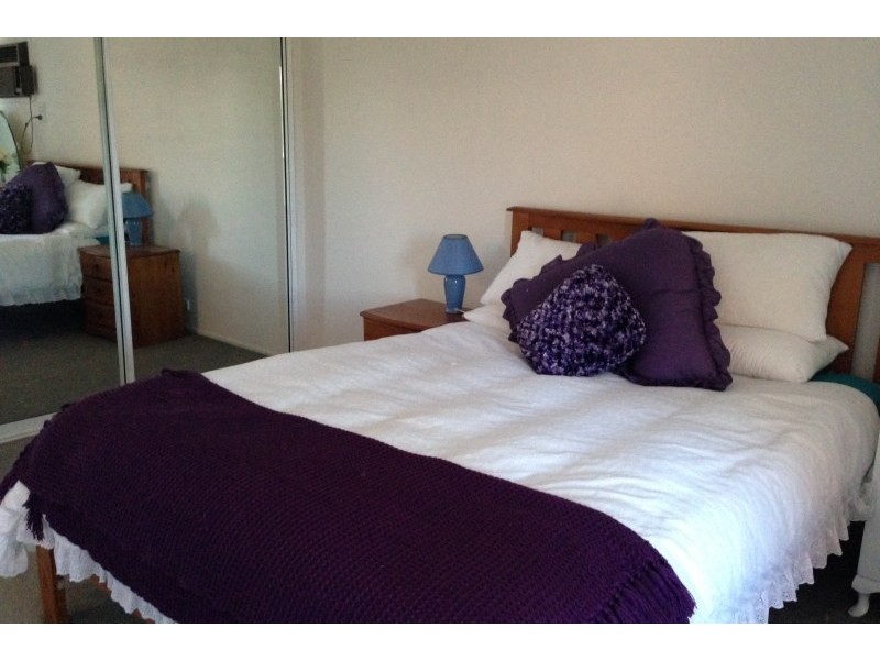 3/8 Mistletoe Avenue, Claremont Meadows NSW 2747