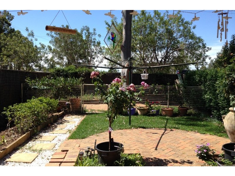 3/8 Mistletoe Avenue, Claremont Meadows NSW 2747