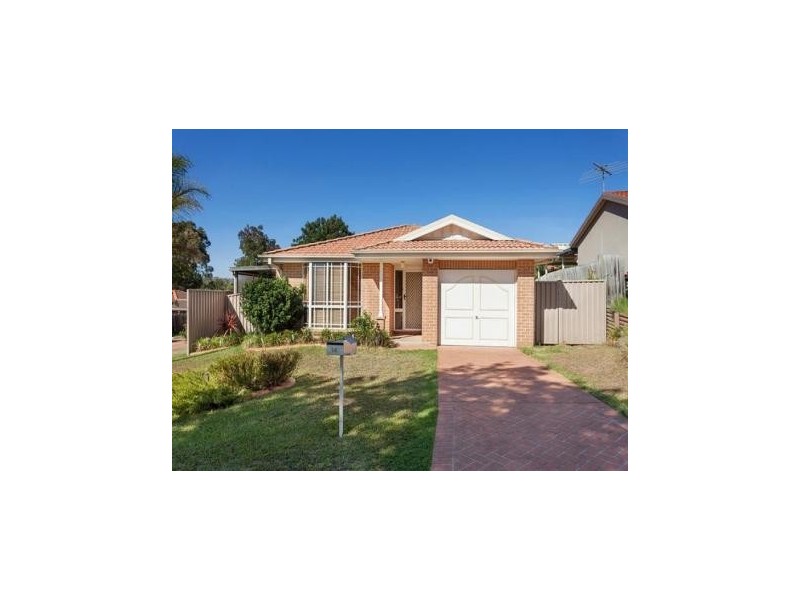 14 Pardalote Place, Glenmore Park NSW 2745