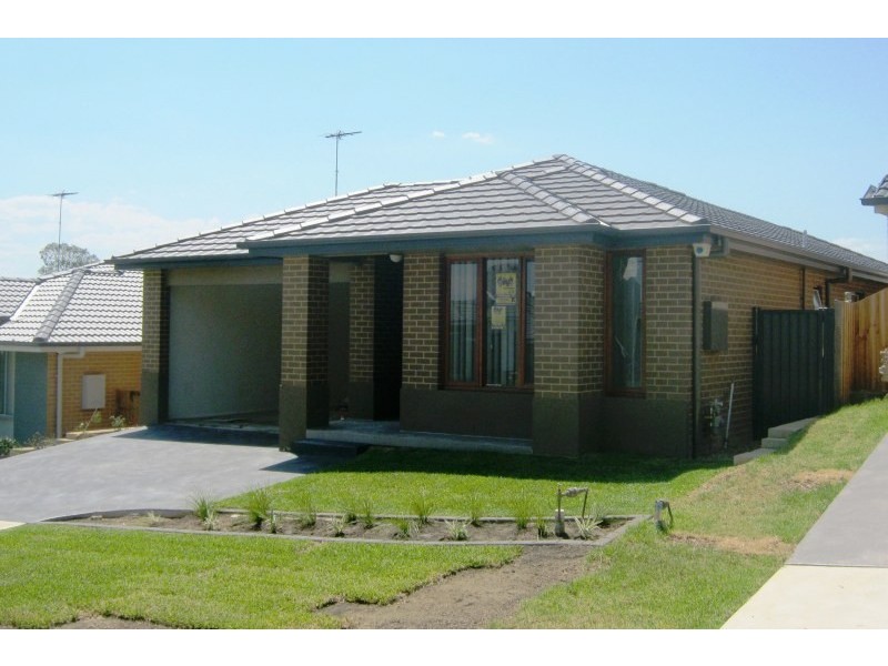 13 Bule View Terrace, Glenmore Park NSW 2745